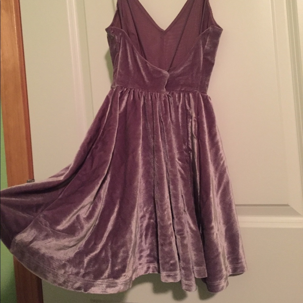 Silence + Noise Urban Outfitters Velvet Romper - Picture 4 of 6